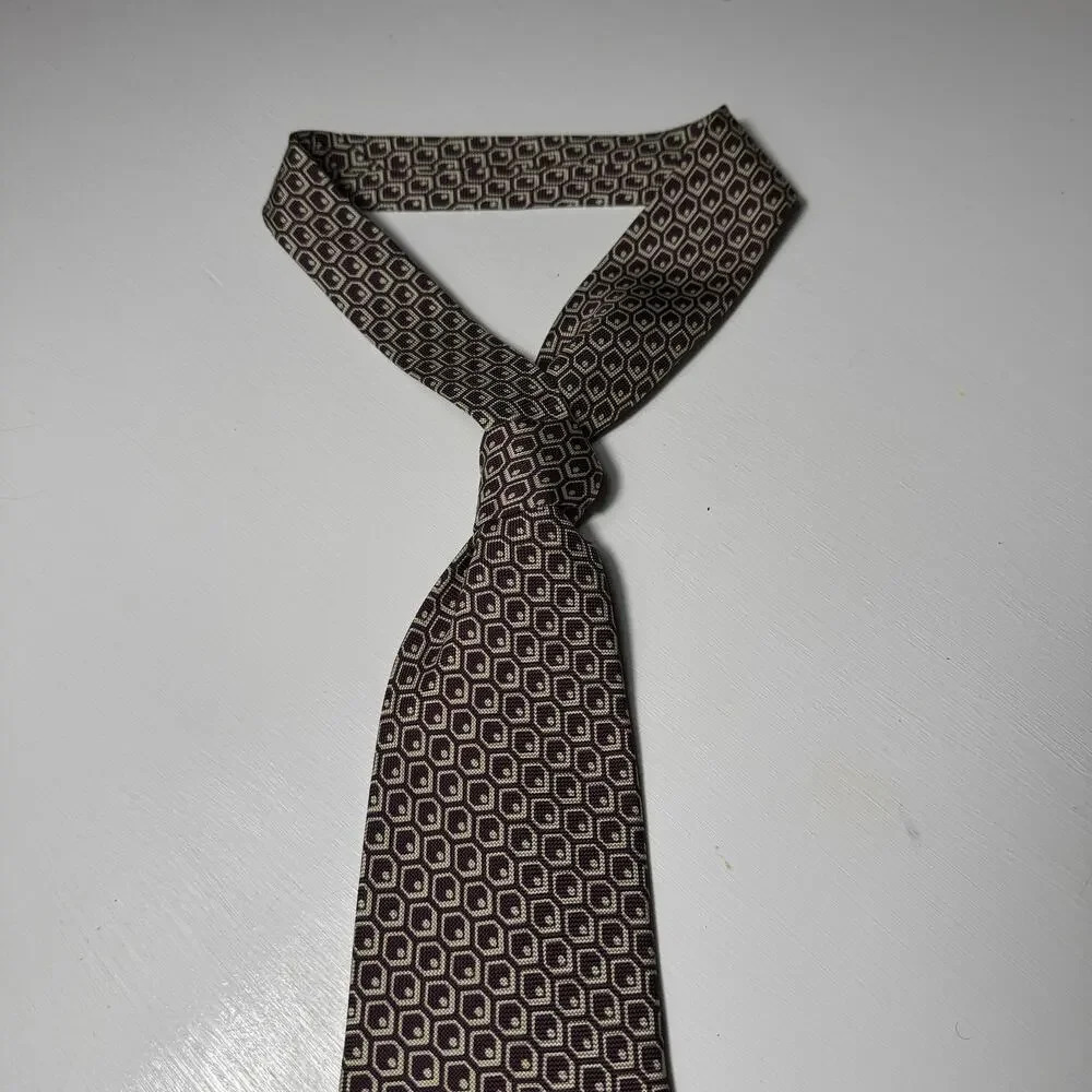 Polo by Ralph Lauren Geometric honeycomb desing/points  red/purple‎ Tie - Picture 3 of 7